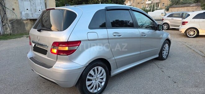 Mercedes B 170-10