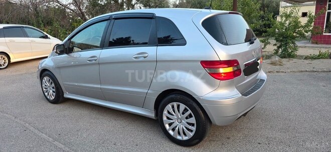 Mercedes B 170-5