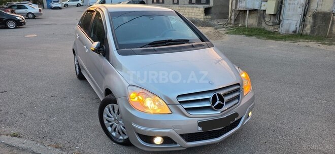 Mercedes B 170-6