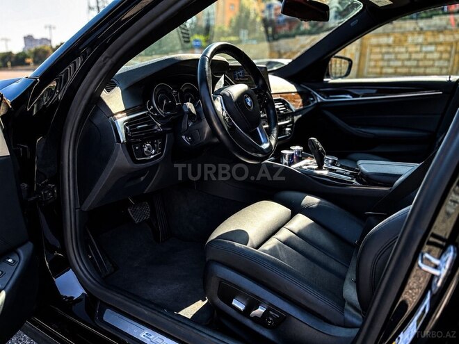 BMW 530e-6