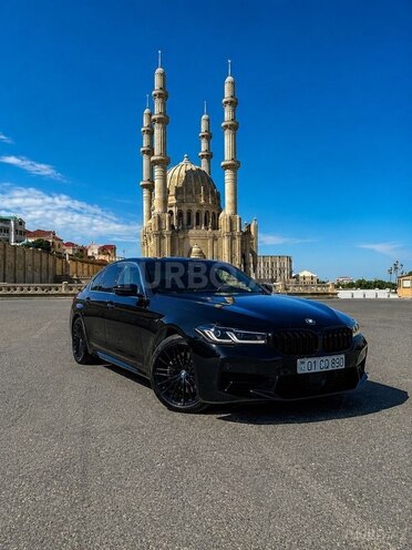 BMW 530e-1