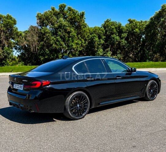 BMW 530e-4