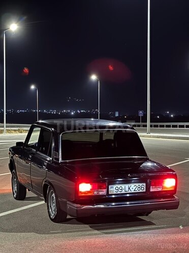 LADA (VAZ) 2107-2