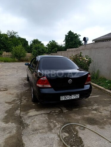 Nissan Sunny-2