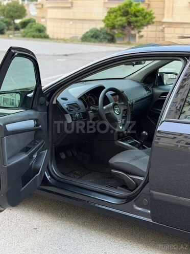 Opel Astra-10