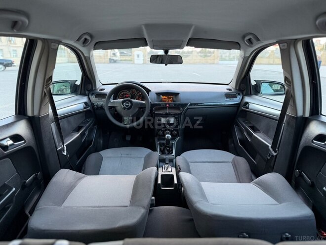Opel Astra-9
