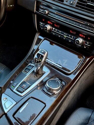 BMW 528-13