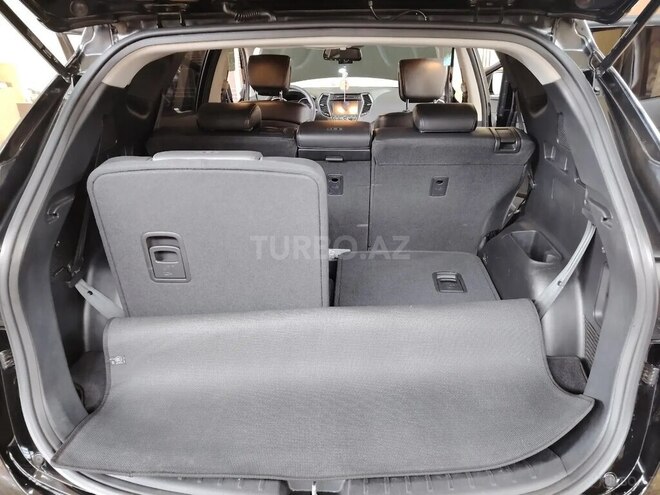 Hyundai Santa Fe-8