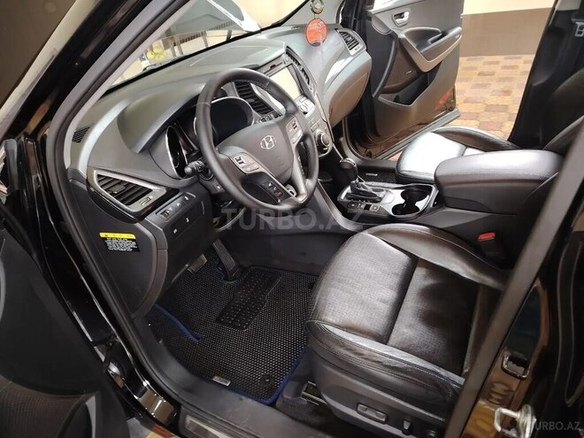 Hyundai Santa Fe-12