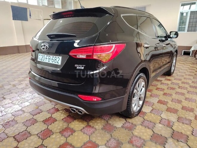 Hyundai Santa Fe-6