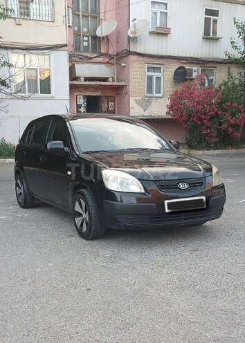 Kia Rio-1