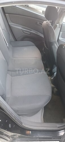 Kia Rio-15