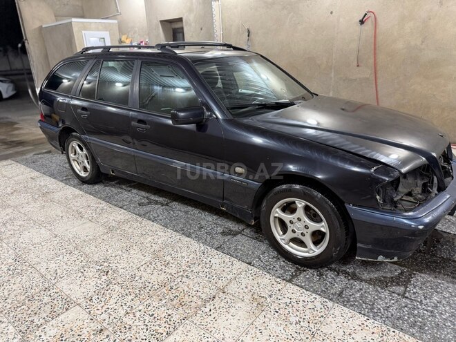 Mercedes C 180-3