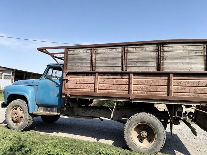 GAZ 53-3