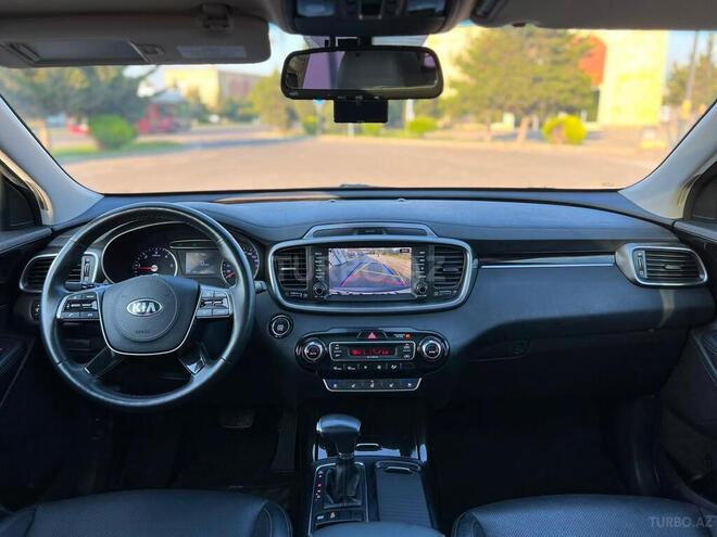 Kia Sorento-9