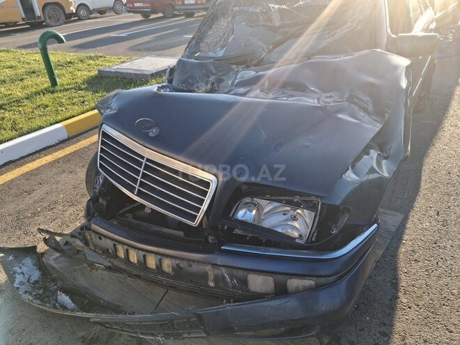 Mercedes C 200-2