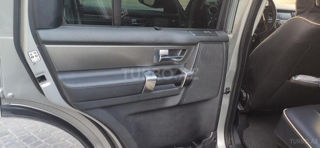 Land Rover Discovery-6