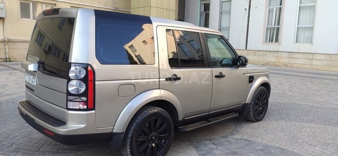 Land Rover Discovery-11
