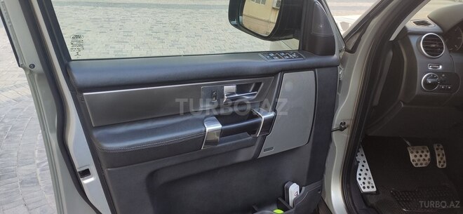 Land Rover Discovery-10
