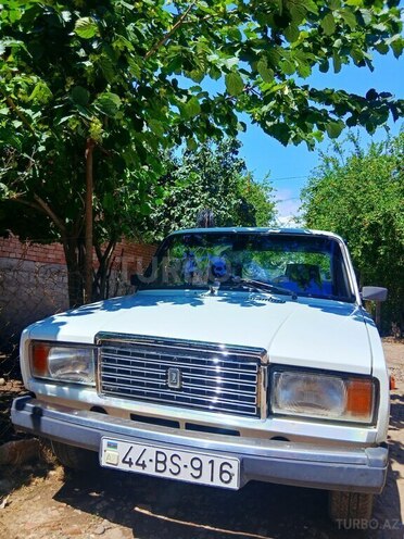 LADA (VAZ) 2107-1