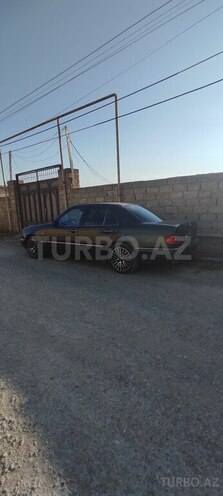 Mercedes E 280-3