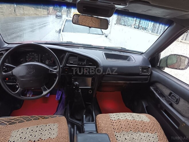 Nissan Pathfinder-7