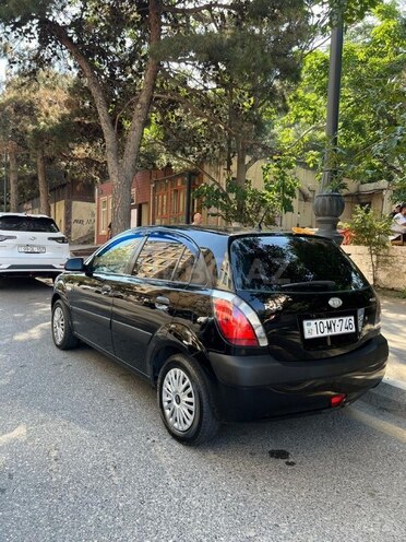 Kia Rio-3