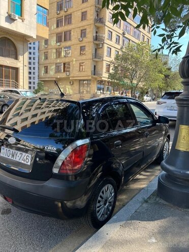 Kia Rio-4