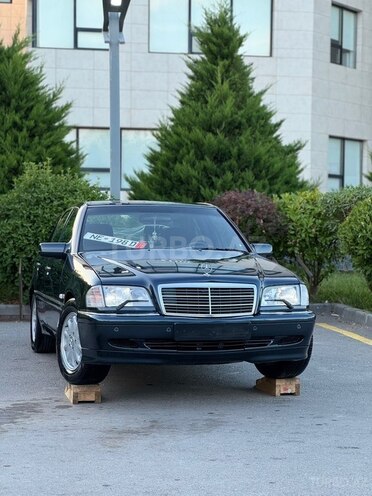 Mercedes C 200-3