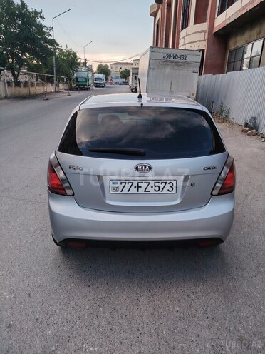 Kia Rio-2
