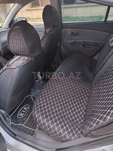 Kia Rio-9