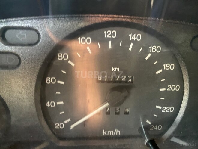 Ford Transit-8