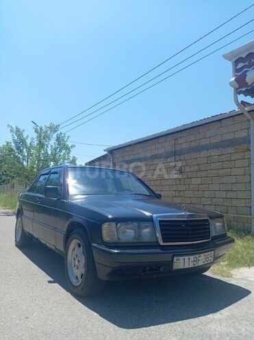 Mercedes 190-3