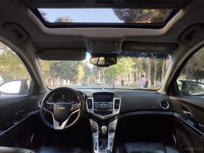 Chevrolet Cruze-6
