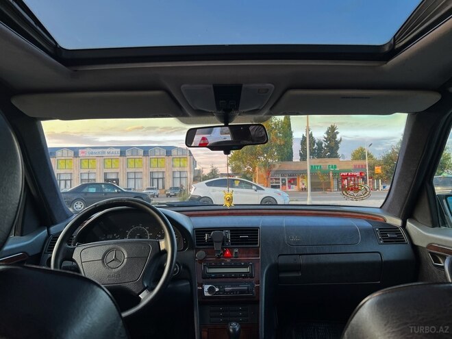 Mercedes C 220-6
