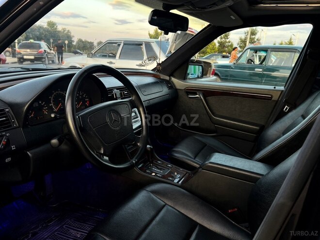 Mercedes C 220-8