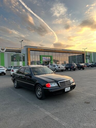 Mercedes C 220-2