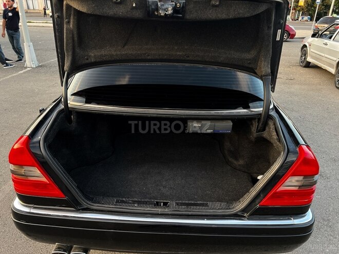 Mercedes C 220-9