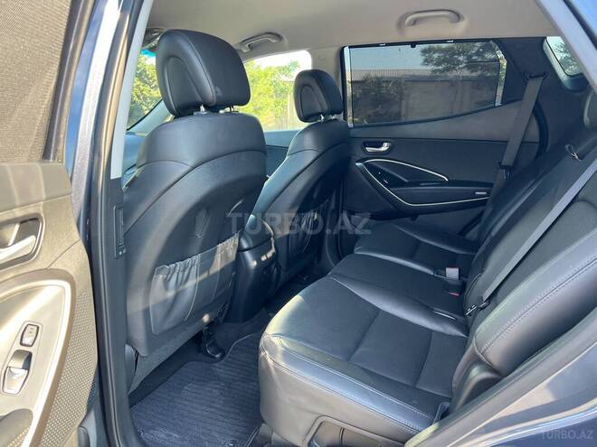 Hyundai Santa Fe-14