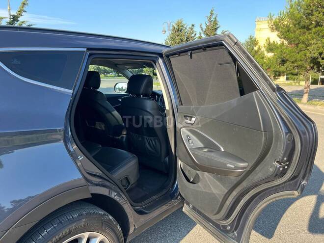 Hyundai Santa Fe-13