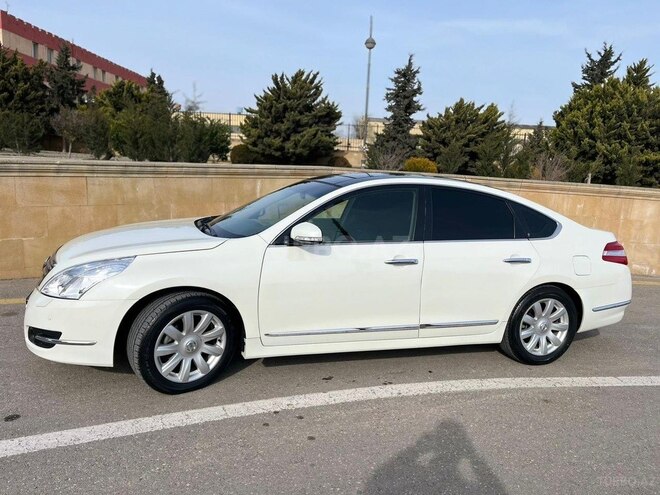 Nissan Teana-6