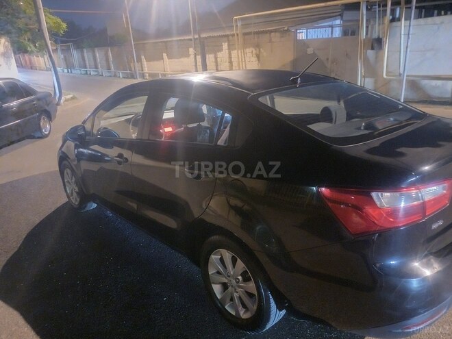 Kia Rio-4