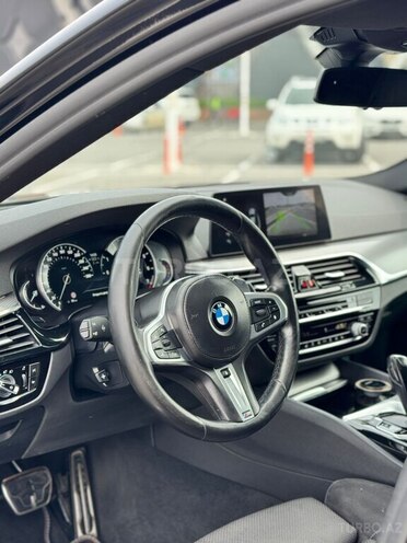 BMW 530-9