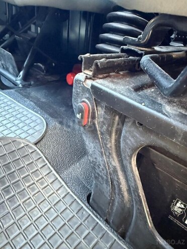 Ford Transit-13