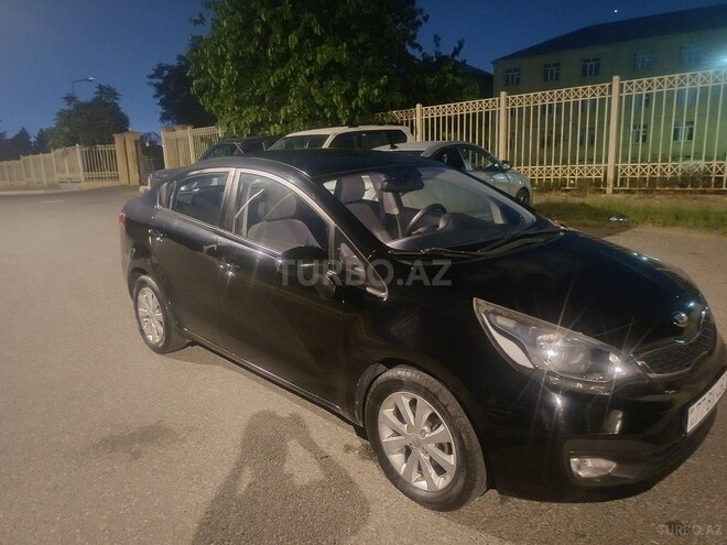 Kia Rio-9
