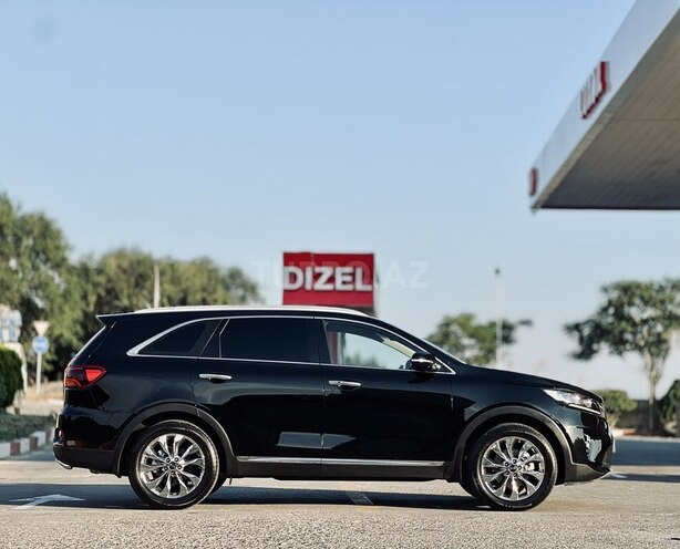 Kia Sorento-10