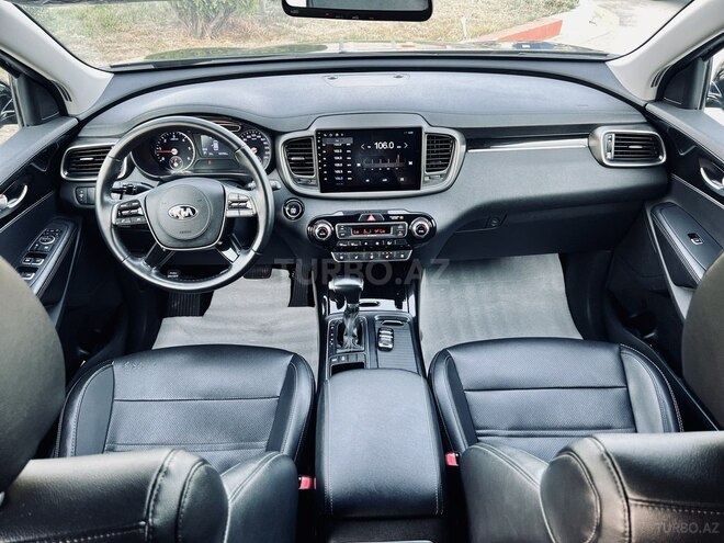 Kia Sorento-19