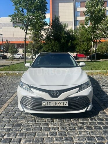 Toyota Camry-1
