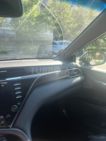 Toyota Camry-10