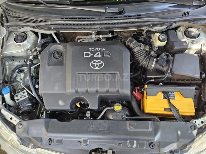 Toyota Corolla-16